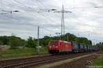 185 241-7 DB Schenker Rail Deutschland AG mit dem KLV  LKW WALTER  in Satzkorn, in Richtung Priort unterwegs. 10.05.2012