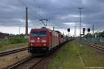 185 388-6 DB Schenker Rail Deutschland AG mit einem gemischtem Güterzug, bei der Einfahrt in Rathenow und fuhr in Richtung Wustermark weiter.