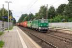 142 150-2 & 142 128-8 EGP - Eisenbahngesellschaft Potsdam mbH mit einem Containerzug von Hamburg-Waltershof nach Berlin Westhafen in Bienenbüttel. 04.09.2015