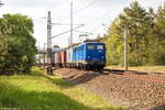 140 678-4 EGP - Eisenbahngesellschaft Potsdam mbH mit einem Containerzug bei Friesack und fuhr weiter in Richtung Nauen.