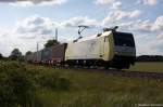 152 169-2 ITL - Eisenbahngesellschaft mbH mit einem Containerzug aus Richtung Salzwedel kommend in Stendal. 24.05.2014