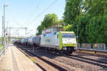 152 196-2 ITL - Eisenbahngesellschaft mbH mit einem Kesselzug in Friesack und fuhr weiter in Richtung Wittenberge.
