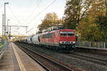 712 (155 249-6) MEG - Mitteldeutsche Eisenbahn GmbH mit einem Zementzug in Friesack und fuhr weiter in Richtung Wittenberge.