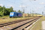 285 104-2 PRESS (0076 004-5) mit einem leeren Holzzug in Stendal und fuhr weiter in Richtung Magdeburg.