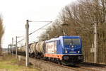 187 666-3 Raildox GmbH & Co. KG mit einem Kesselzug  Umweltgefährdender Stoff, flüssig  in Nennhausen und fuhr weiter in Richtung Wustermark. 15.03.2020