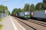 193 223-5 ELL - European Locomotive Leasing für WLC - Wiener Lokalbahnen Cargo GmbH mit einem Containerzug in Bienenbüttel und fuhr weiter in Richtung Uelzen. 12.06.2015