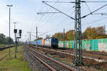 EU46-514 (5370 026-4) PKP Cargo mit einem Containerzug in Rathenow und fuhr weiter in Richtung Wustermark. 29.10.2022