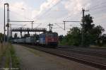 421 385-6 SBB Cagro/HSL mit einem Metrans Containerzug in Niederndodeleben und fuhr in Richtung Magdeburg weiter. 08.08.2014
