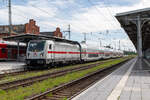 147 552-4, mit dem IC 2238 von Leipzig Hbf nach Warnemünde, in Stendal. 06.07.2024