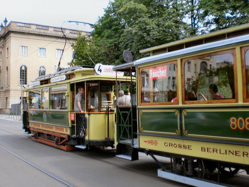 Tw 10 mit Beiwagen in der Schleife Kupfergraben, Mitte - Juli 2009
